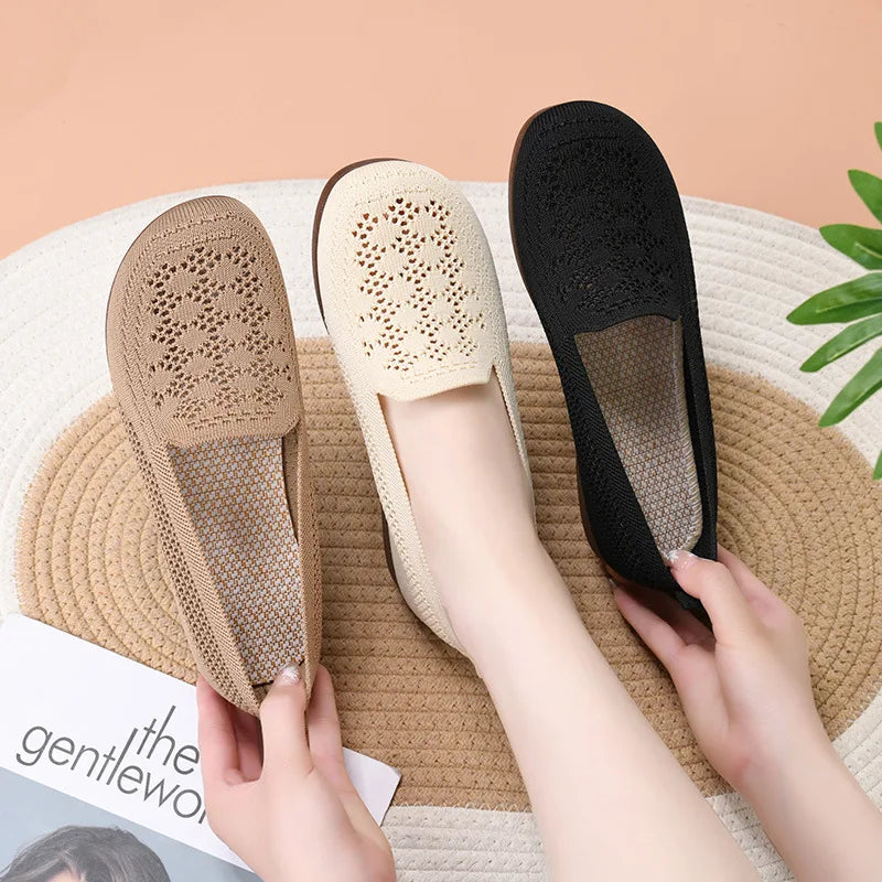 Women's summer new mesh shoes with soft sole and shallow mouth, lazy casual shoes, breathable mesh fabric, mother's shoes