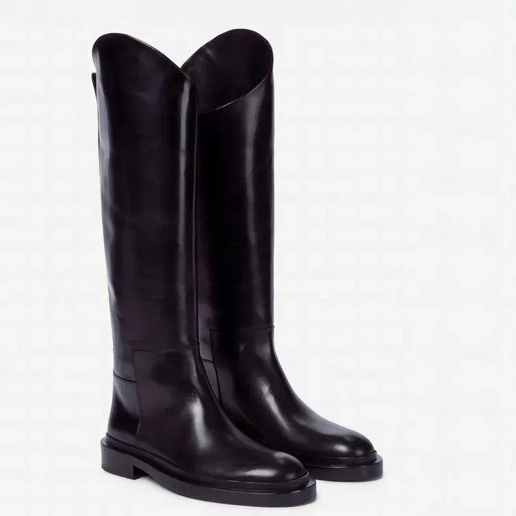 European and American Autumn and Winter Fashionable Round Toe Knee Length Flat Leather Boots, Size 34-46 Women's Knight Boots