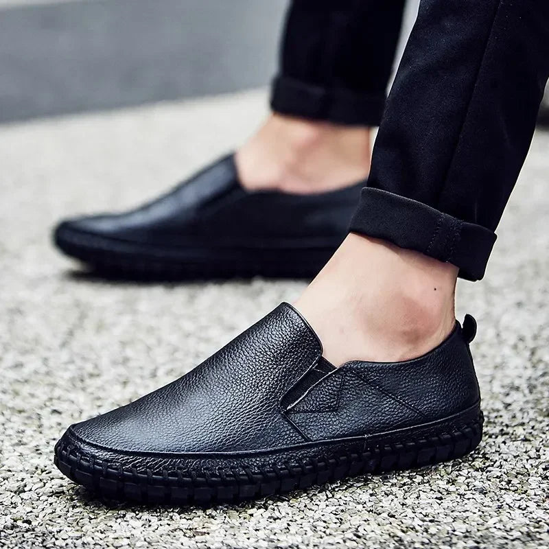 Size 38-50 Men Casual Shoes Genuine Leather Men Sneakers Handmade Slip on Outdoor Shoes Fashion Loafers Men Shoes Moccasins