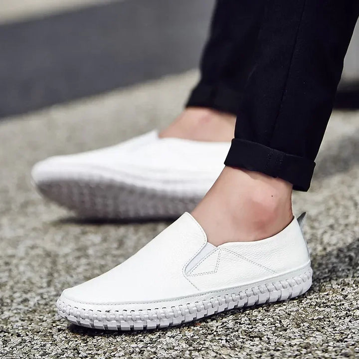 Size 38-50 Men Casual Shoes Genuine Leather Men Sneakers Handmade Slip on Outdoor Shoes Fashion Loafers Men Shoes Moccasins