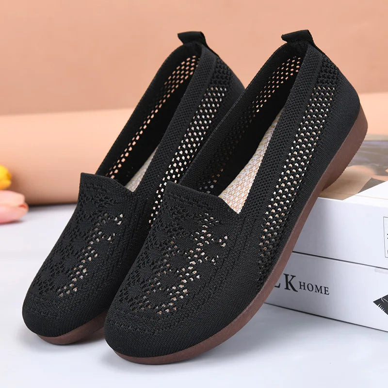 Women's summer new mesh shoes with soft sole and shallow mouth, lazy casual shoes, breathable mesh fabric, mother's shoes