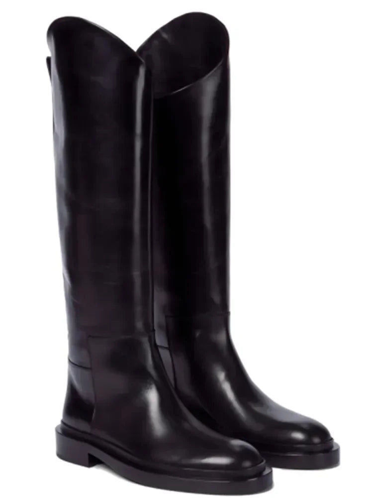 European and American Autumn and Winter Fashionable Round Toe Knee Length Flat Leather Boots, Size 34-46 Women's Knight Boots